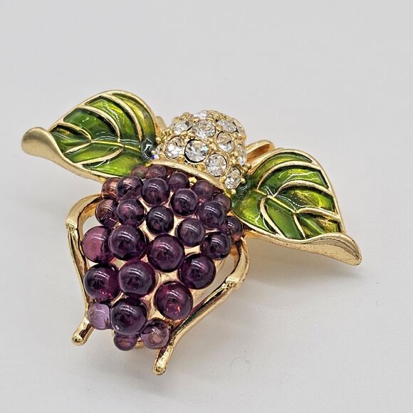 Joan Rivers Bee Brooch Vtg Grape Vine Fruit Cluster Enamel Figural Insect Pin - Picture 5 of 10